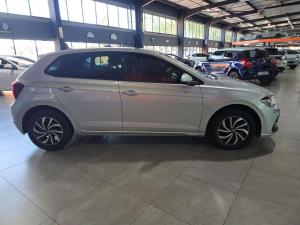 Volkswagen Polo 1.0 TSI Life DSG - Image 4