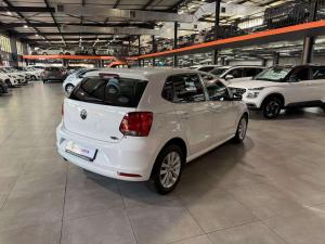 Volkswagen Polo Vivo 1.4 Comfortline - Image 6