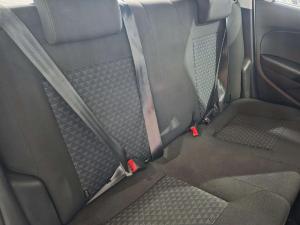 Volkswagen Polo Vivo 1.4 - Image 12