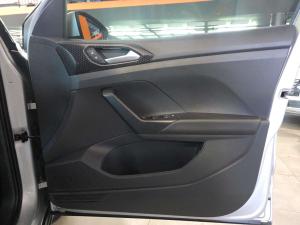 Volkswagen T-CROSS 1.5 TSI R-LINE DSG - Image 15