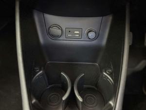 Kia Picanto 1.0 LX - Image 19