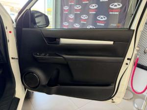 Toyota Hilux 2.4 GD-6 RB SRS/C - Image 20