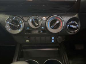 Toyota Hilux 2.4 GD-6 Raider 4X4 automaticD/C - Image 16