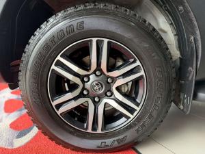 Toyota Hilux 2.4 GD-6 Raider X 4X4 automaticD/C - Image 10