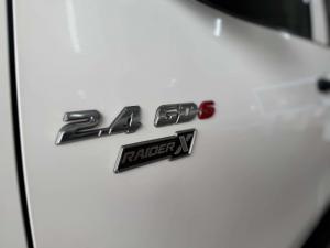 Toyota Hilux 2.4 GD-6 Raider X 4X4 automaticD/C - Image 9