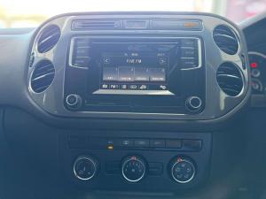 Volkswagen Tiguan 1.4 TSi B/MO TREN-FUN - Image 17