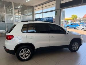 Volkswagen Tiguan 1.4 TSi B/MO TREN-FUN - Image 5