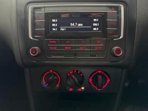 Volkswagen Polo Vivo 1.4 Trendline - Image 16