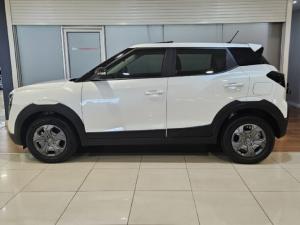 Mahindra XUV 3XO 1.2T MX3 manual - Image 9
