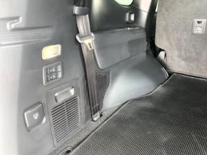 Toyota Land Cruiser 300 3.5T ZX - Image 23