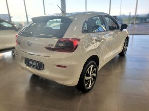 Toyota Starlet 1.5 XS auto - Image 3