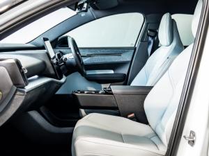 Volvo EX30 Twin Motor Performance Ultra - Image 9