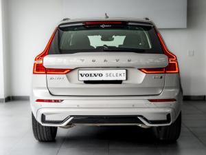 Volvo XC60 B5 AWD Plus Dark - Image 17