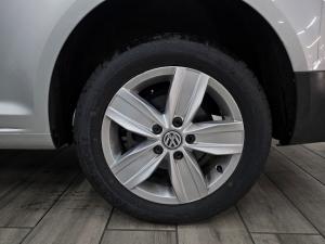 Volkswagen Caddy Maxi 2.0TDI crew bus - Image 4