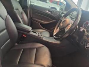 Mercedes-Benz B-Class B200 auto - Image 2