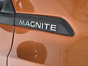 Nissan Magnite 1.0 Visia auto - Image 13