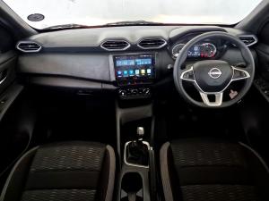 Nissan Magnite 1.0 Visia auto - Image 17