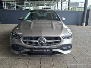 Mercedes-Benz C-Class C200 Avantgarde - Image 2