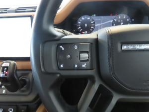 Land Rover Defender 90 P400 X - Image 11