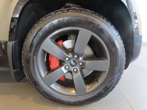 Land Rover Defender 90 P400 X - Image 4