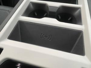 Land Rover Defender 110 D350 X-Dynamic HSE - Image 23