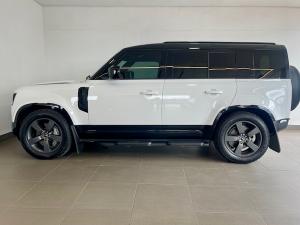 Land Rover Defender 110 D350 X-Dynamic HSE - Image 3