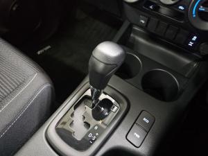 Toyota Hilux 2.4GD-6 Xtra cab Raider auto - Image 10