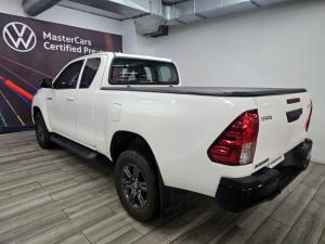 Toyota Hilux 2.4GD-6 Xtra cab Raider auto - Image 3