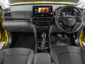 Mahindra XUV 3XO 1.2T AX7L - Image 28