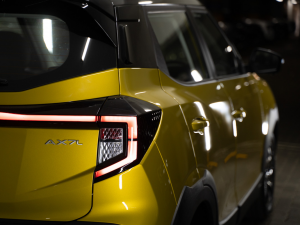 Mahindra XUV 3XO 1.2T AX7L - Image 29