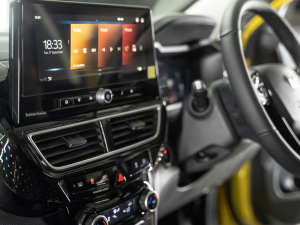 Mahindra XUV 3XO 1.2T AX7L - Image 33