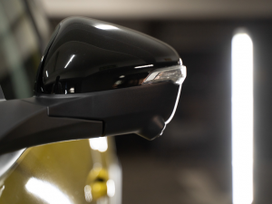 Mahindra XUV 3XO 1.2T AX7L - Image 9