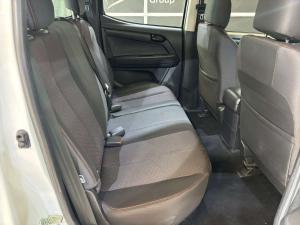 Isuzu D-Max 250 double cab 4x4 Hi-Ride - Image 10