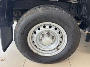 Isuzu D-Max 250 double cab 4x4 Hi-Ride - Image 5