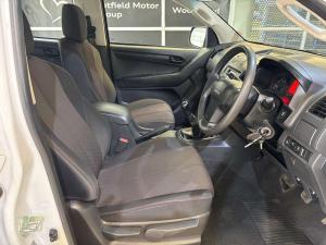 Isuzu D-Max 250 double cab Hi-Ride - Image 14