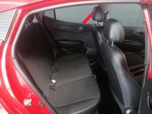 Hyundai Grand i10 1.0 Premium hatch - Image 15