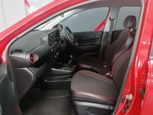 Hyundai Grand i10 1.0 Premium hatch - Image 17