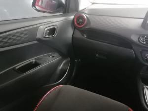 Hyundai Grand i10 1.0 Premium hatch - Image 28