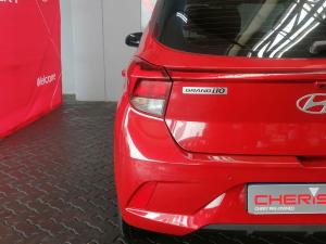 Hyundai Grand i10 1.0 Premium hatch - Image 9