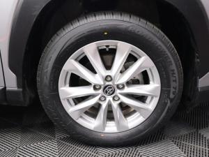 Toyota Corolla Cross 1.8 Xi - Image 5