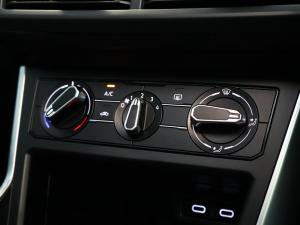 Volkswagen Polo hatch 1.0TSI Life manual - Image 14