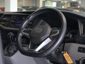 Volkswagen Transporter 2.0TDI Kombi SWB Trendline auto - Image 13