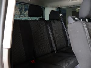 Volkswagen Transporter 2.0TDI Kombi SWB Trendline auto - Image 20