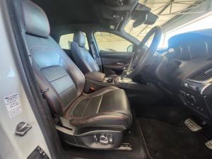 Jaguar E-Pace D180 AWD R-Dynamic SE First Edition - Image 15