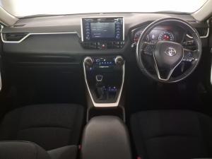 Toyota RAV4 2.0 GX auto - Image 6