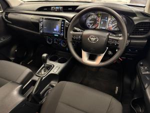 Toyota Hilux 2.4GD-6 single cab 4x4 Raider auto - Image 6