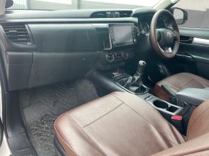 Toyota Hilux 2.4GD-6 Xtra cab Raider manual - Image 7
