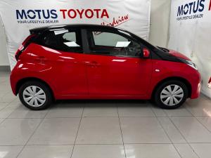 Toyota Aygo 1.0 X-Play - Image 3