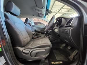 Hyundai Tucson 2.0 Premium - Image 12
