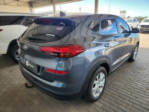 Hyundai Tucson 2.0 Premium - Image 2